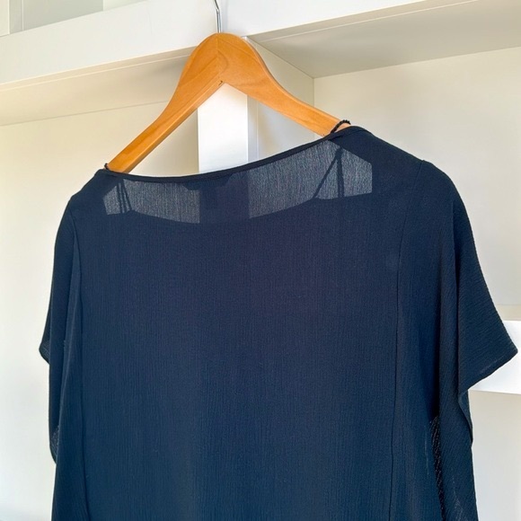 Banana Republic butterfly wing top in dark green - Picture 5 of 9